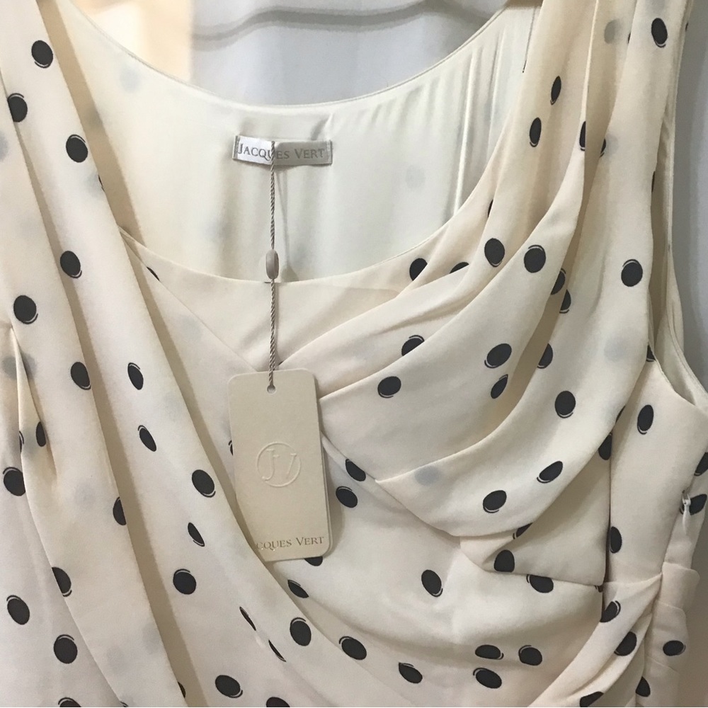 Jacques Vert.Cream dress with black dots. Brand new with tags